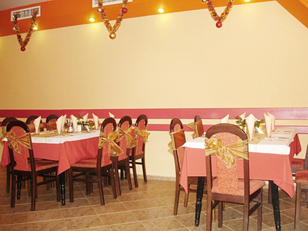 Hotel Restaurant Vodenitsata 贝尔科维察 外观 照片