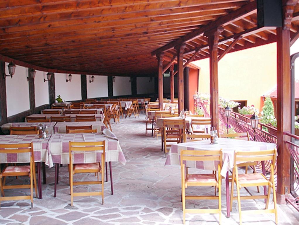 Hotel Restaurant Vodenitsata 贝尔科维察 外观 照片